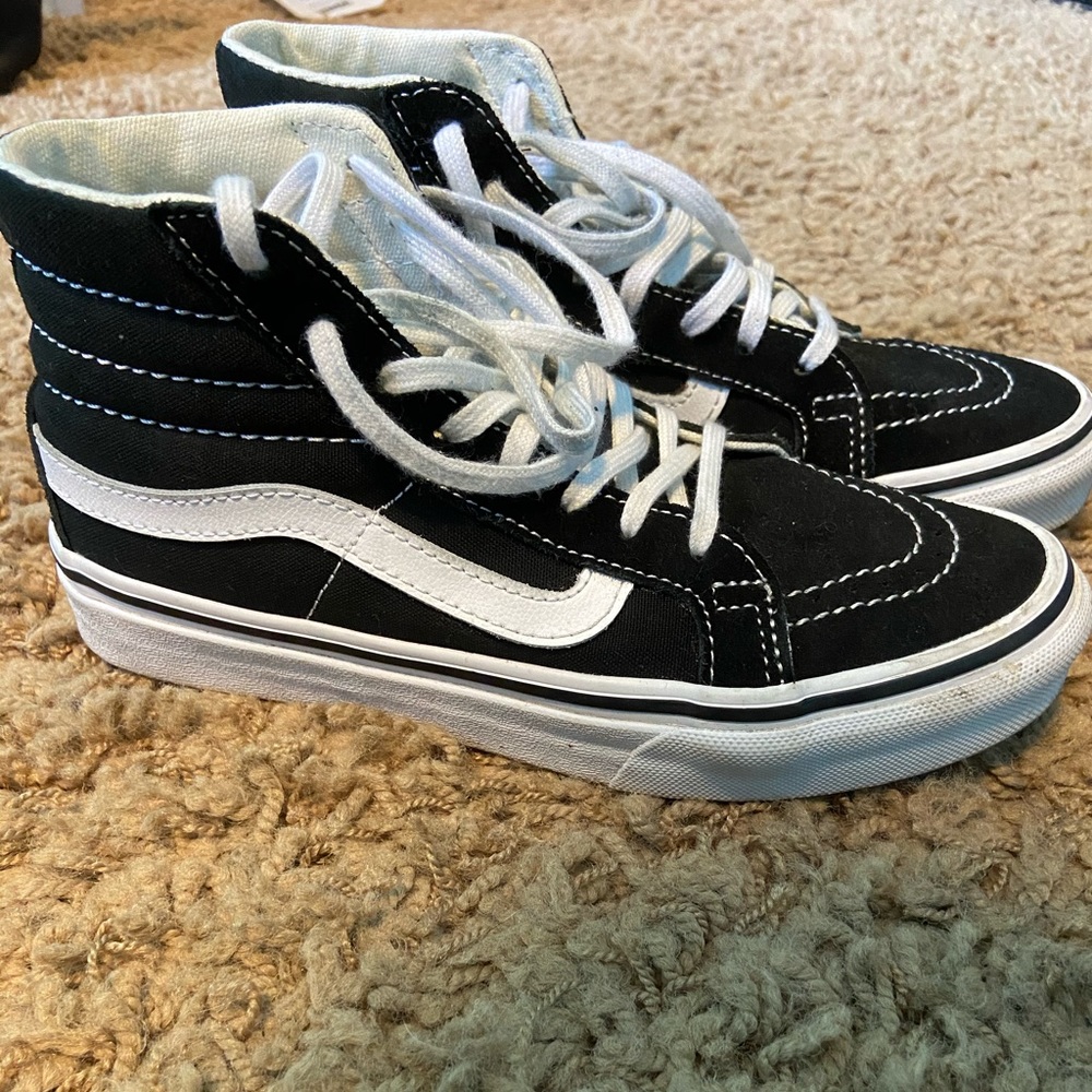 VANS HI TOP SKATE SHOES